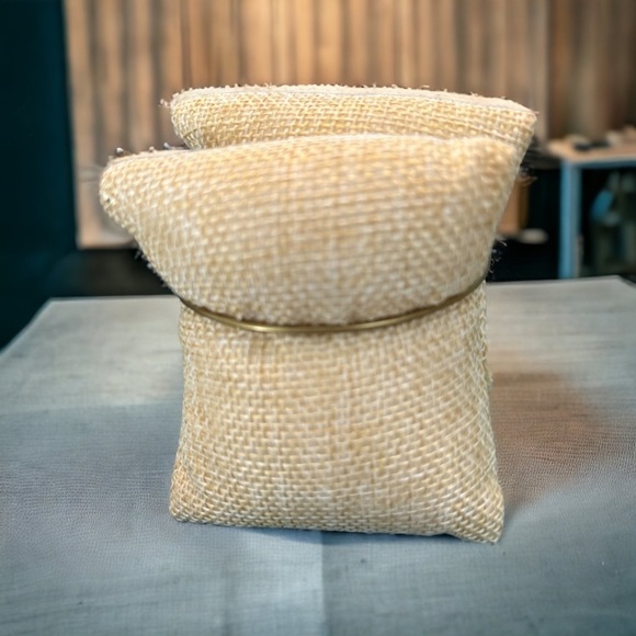 Super cute “GiGi” gold adjustable bangle bracelet❎ - Picture 4 of 5